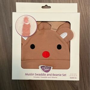 Parents Choice Muslin Swaddle and Beanie Set - Tan and Red reindeer - OS